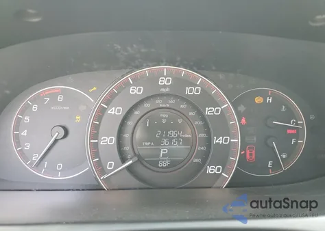 2015 Honda Accord Sport z USA, uszkodzony, nr VIN 1HGCR2F58FA077558